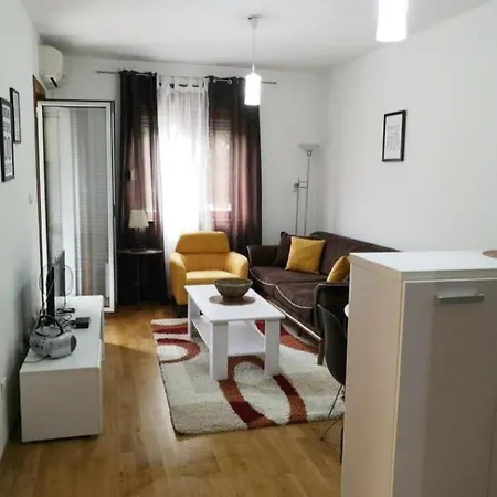 Flat Iva Apartment Podgorica Exterior photo