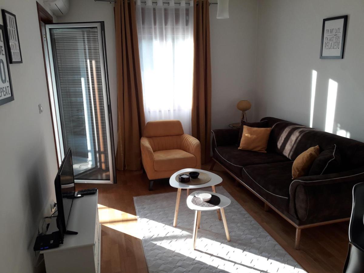 Flat Iva Apartment